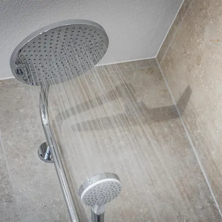 Eifel Comfort Luxury Mit Privatem Whirlpool & Sauna