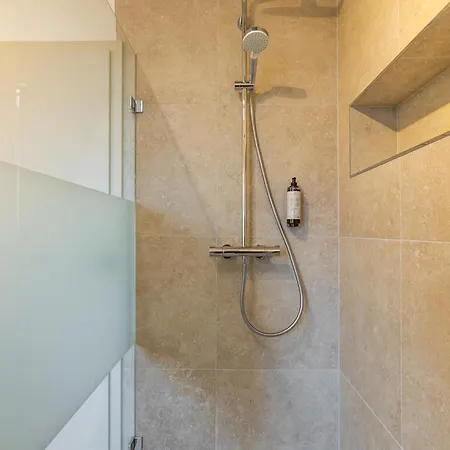Eifel Comfort Luxury Mit Privatem Whirlpool & Sauna Appartement *