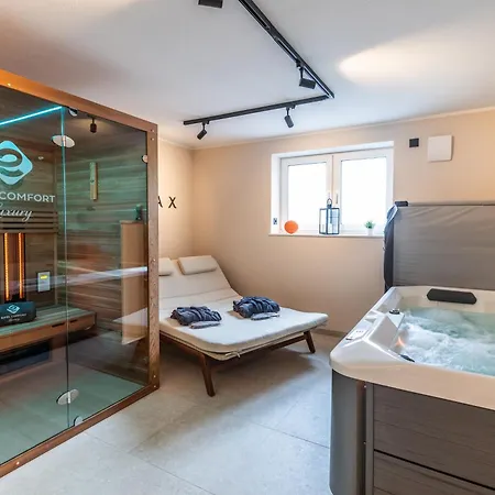 Appartement Eifel Comfort Luxury Mit Privatem Whirlpool & Sauna Pronsfeld